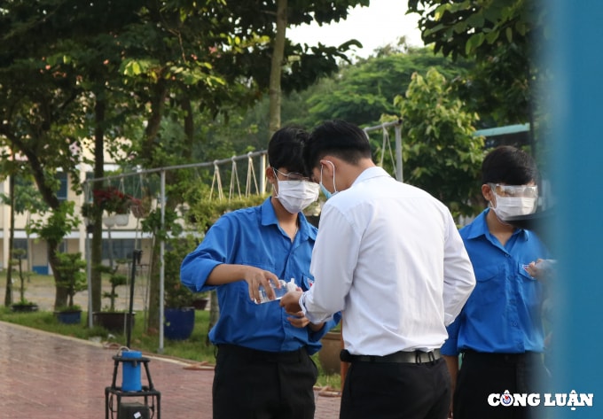 tp hcm dong y cho hoc sinh hai truong o huyen can gio hoc truc tiep hinh 1