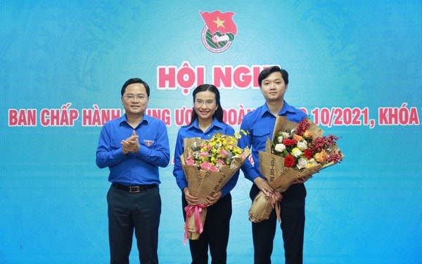 trung uong doan co hai tan bi thu hinh 1