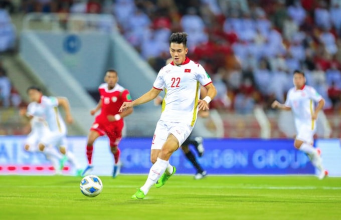 vuot qua son heung min tien linh gianh giai cau thu xuat sac nhat tuan vong loai thu 3 world cup hinh 1