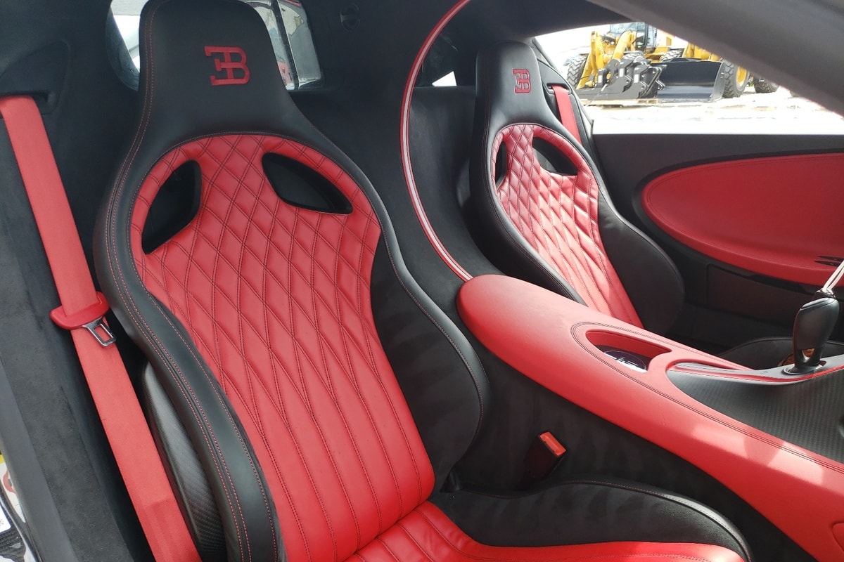 bugatti chiron sport bi chay duoc rao ban voi gia 345000 usd hinh 4