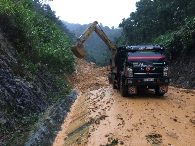 nhung tuyen duong nao tai quang binh bi ngap sat lo do mua lon hinh 6