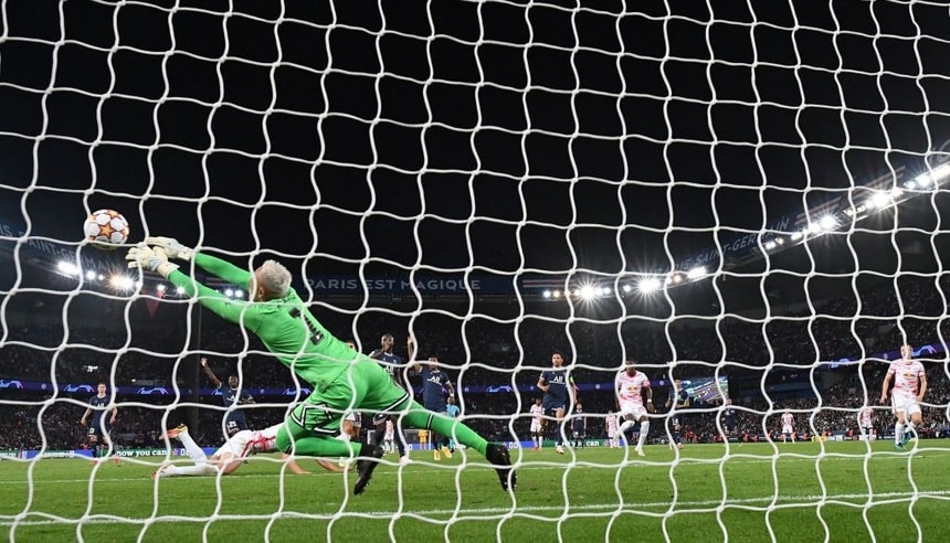 paris saint germain va giac mo vinh quang tu sieu sao messi hinh 2