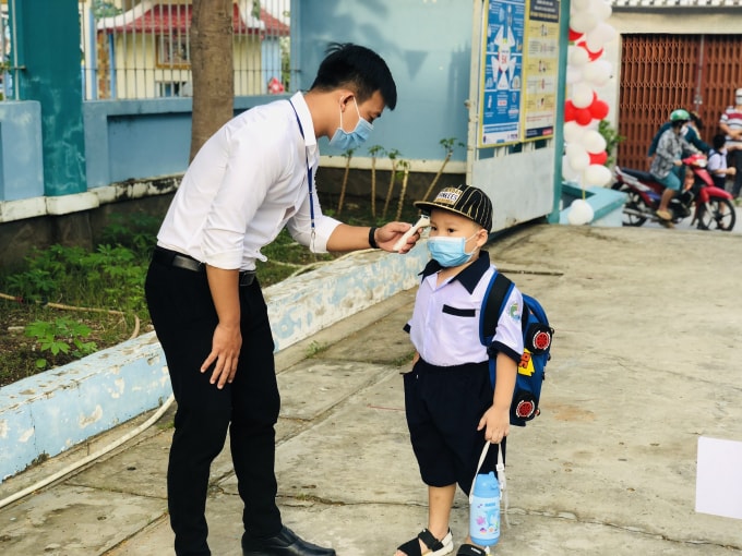 tiem vaccine ngua covid 19 cho tre tu 12 17 tuoi phu huynh nguoi mung nguoi lo hinh 1