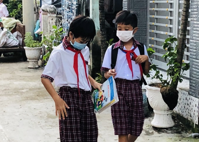 tiem vaccine ngua covid 19 cho tre tu 12 17 tuoi phu huynh nguoi mung nguoi lo hinh 3