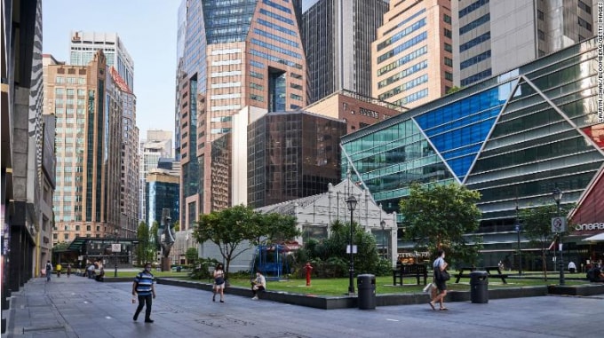 singapore keo dai phong toa covid them 1 thang khi so ca tu vong tang hinh 1