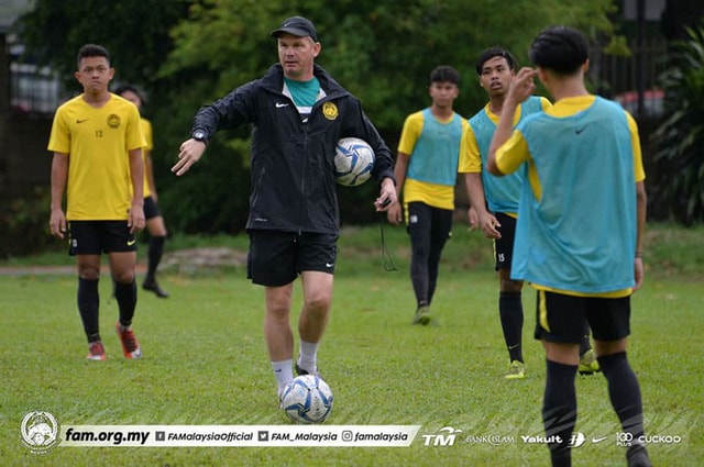 doi thu dinh covid 19 u23 malaysia lo sot vo truoc them giai chau a hinh 1