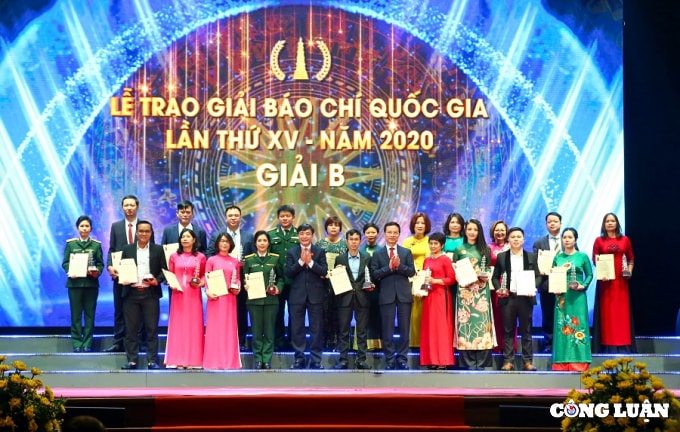 tong thuat le trao giai bao chi quoc gia lan thu xv nam 2020 hinh 7