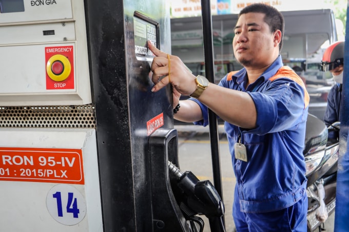 gia xang dau trong nuoc co the tiep tuc tang manh vao ngay mai hinh 1