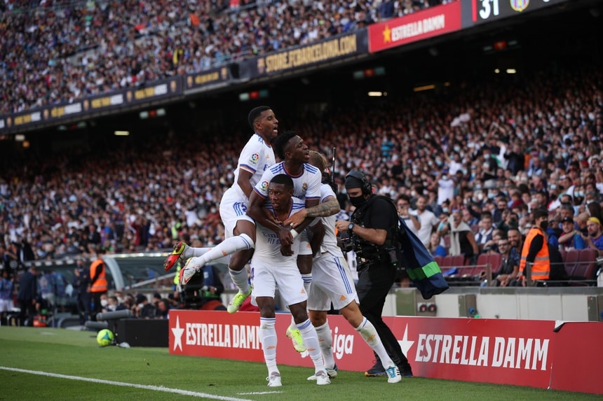 real madrid de bep barca 2 1 tai vong 10 la liga hinh 2
