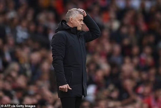 ronaldo phan ung the nao sau tran thua tham hai truoc liverpool hinh 2