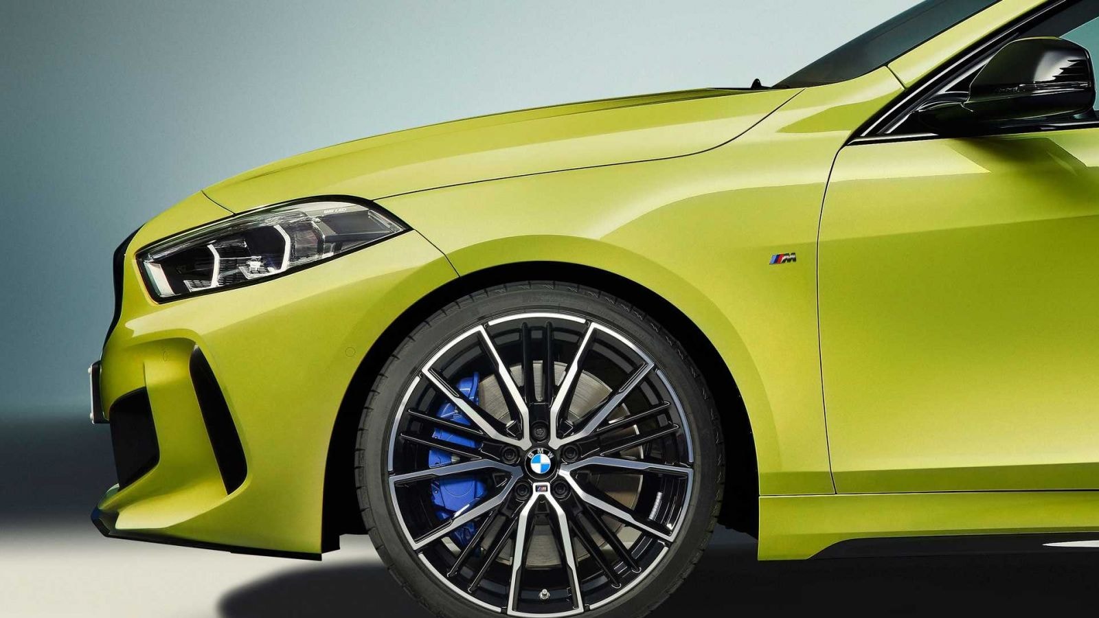 bmw m135i xdrive 2022 ra mat hinh 2