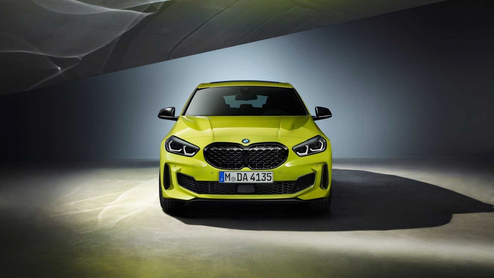 bmw m135i xdrive 2022 ra mat hinh 4
