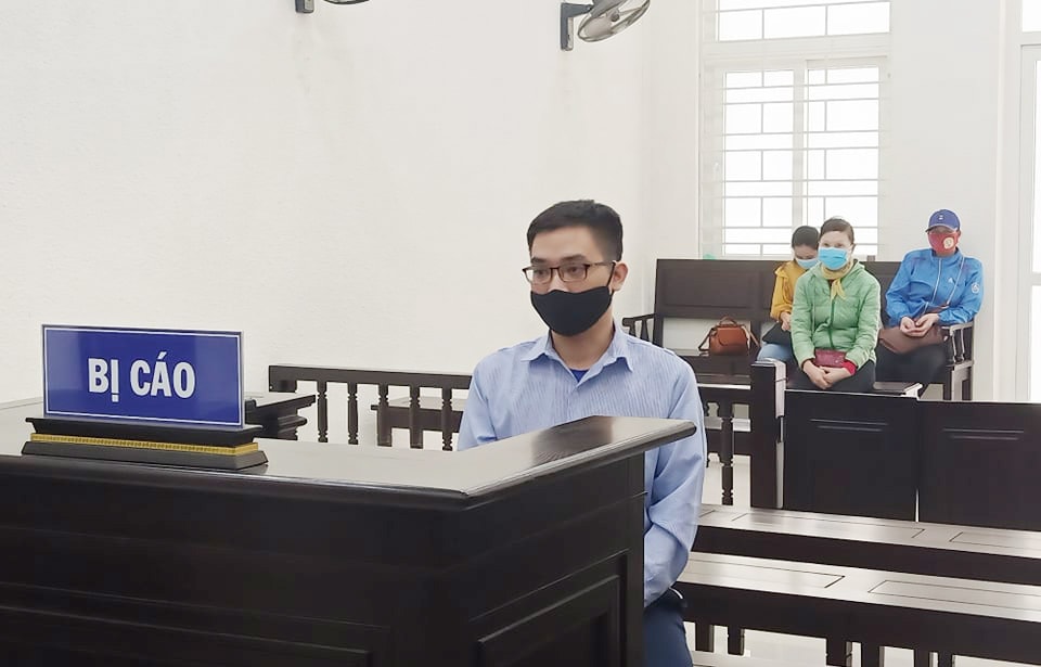 ha noi 12 nam tu cho doi tuong loi dung dich covid 19 de lua ban khau trang hinh 1