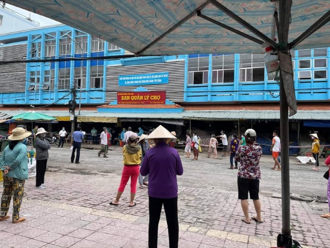 phong toa khan cap cho vinh long sau khi phat hien 9 truong hop mac covid 19 hinh 1
