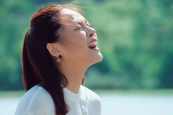 phuong oanh va thu quynh nhan nhieu y kien trai chieu trong huong vi tinh than hinh 5
