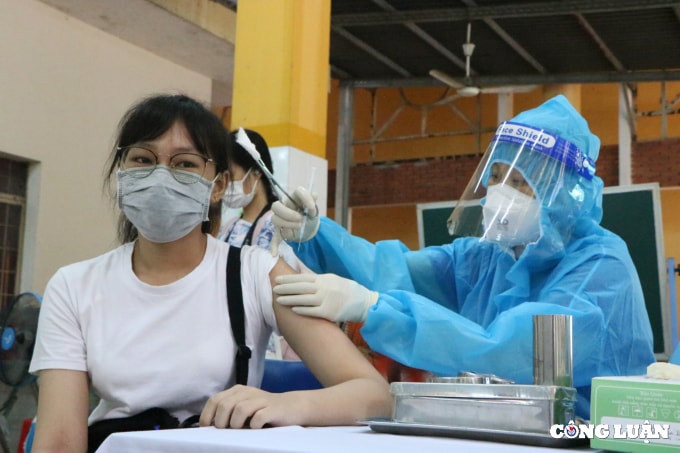 tp hcm hoc sinh co the tro lai truong sau 5 tuan tiem vaccine ngua covid 19 hinh 1