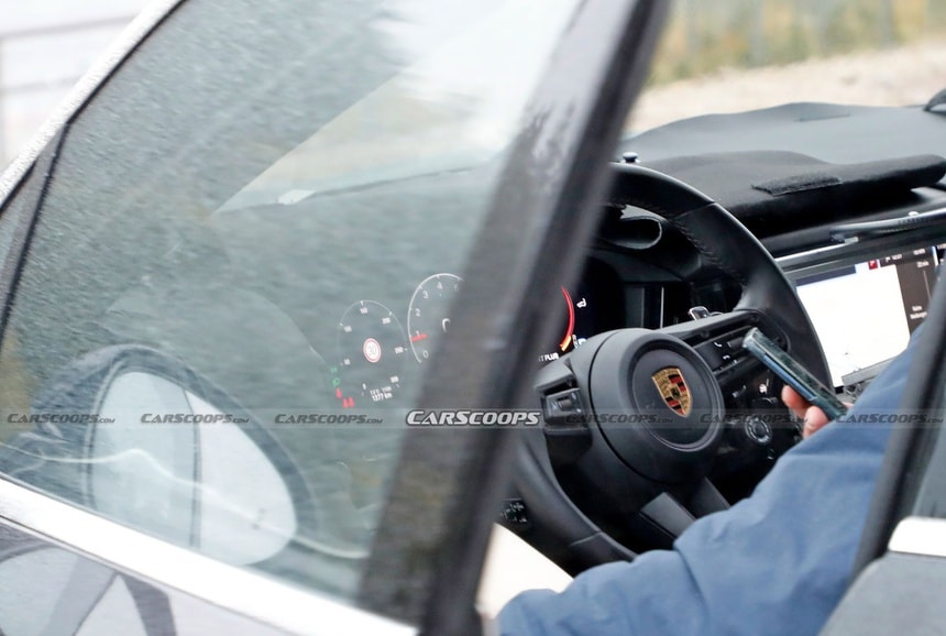 phat hien mau xe porsche cayenne 2022 duoc thu nghiem tren truong dua hinh 4