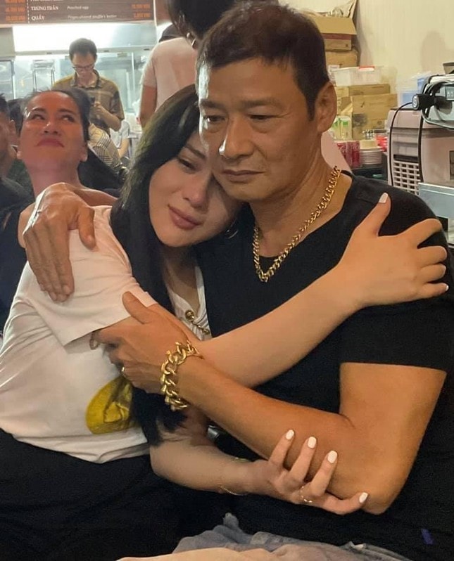 dan dien vien huong vi tinh than noi chia tay day xuc dong hinh 4