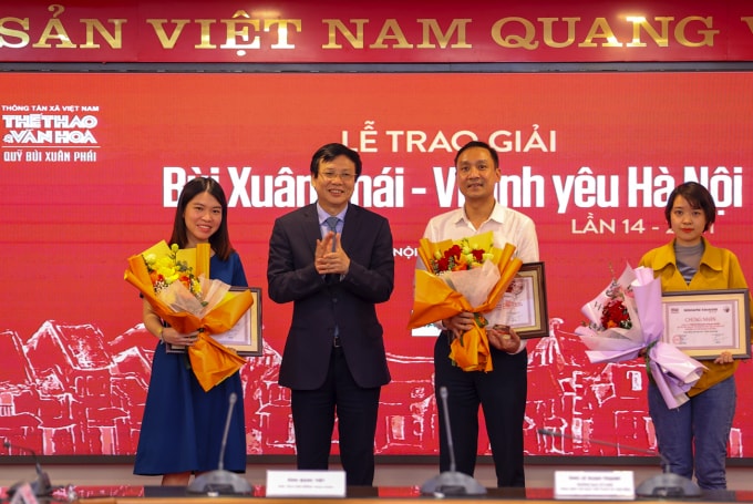 le trao giai bui xuan phai  vi tinh yeu ha noi lan thu 14 hinh 5