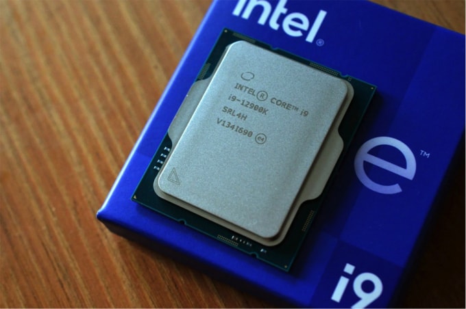 len doi may tinh voi bo vi xu ly intel core the he thu 12 se rat ton kem hinh 1