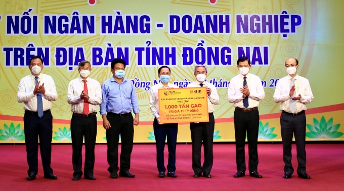 tt group va ngan hang shb ho tro gan 30 ty dong giup ninh thuan va dong nai chong dich hinh 2