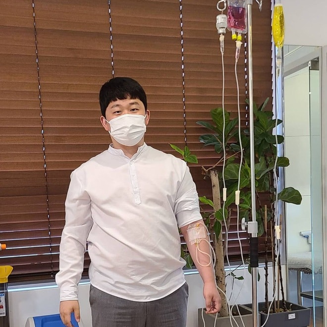 ca si xu han thua nhan gia mac ung thu de keu goi tu thien hinh 2
