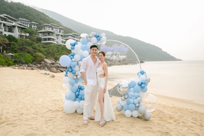 le quyen khang dinh su nghiem tuc trong tinh yeu voi tinh tre hinh 1