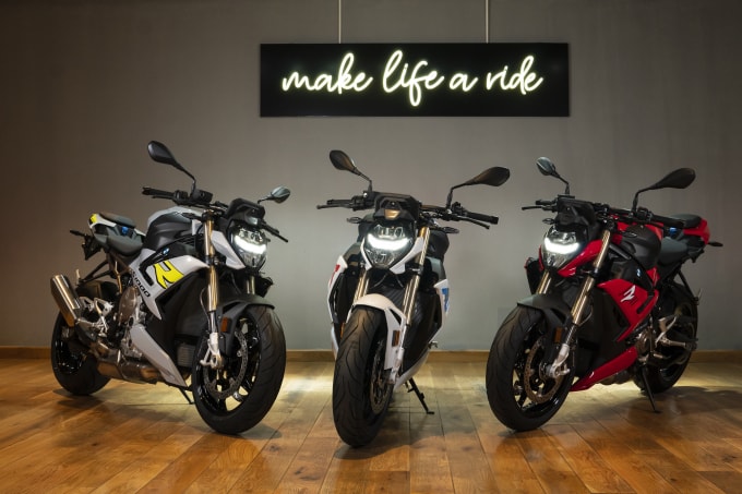 bmw motorrad viet nam gioi thieu bmw s 1000 r hoan toan moi hinh 2