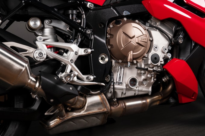 bmw motorrad viet nam gioi thieu bmw s 1000 r hoan toan moi hinh 5