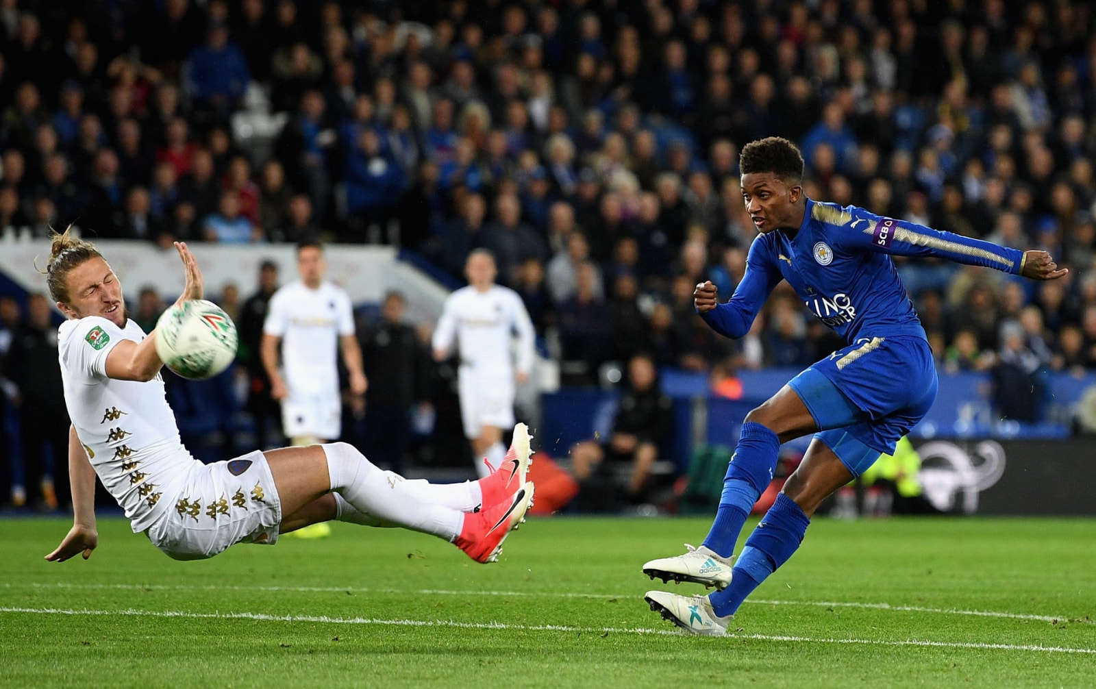 nhan dinh tran leeds vs leicester 21h00 ngay 7 11 hinh 1