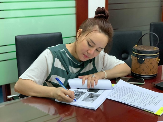 bi de doa ca si vy oanh gui don toi cong an yeu cau bao ve khan cap hinh 1