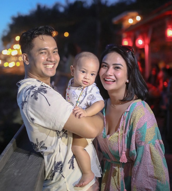 vo chong my nhan indonesia qua doi vi tai nan giao thong nghiem trong hinh 2