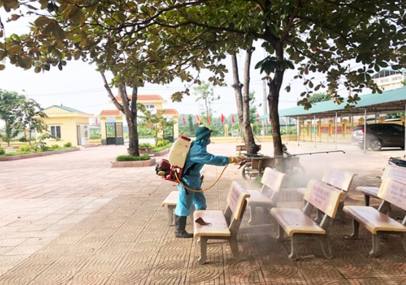 gan 4000 hoc sinh khoi 9 cua huyen ba vi den truong hoc truc tiep hinh 5