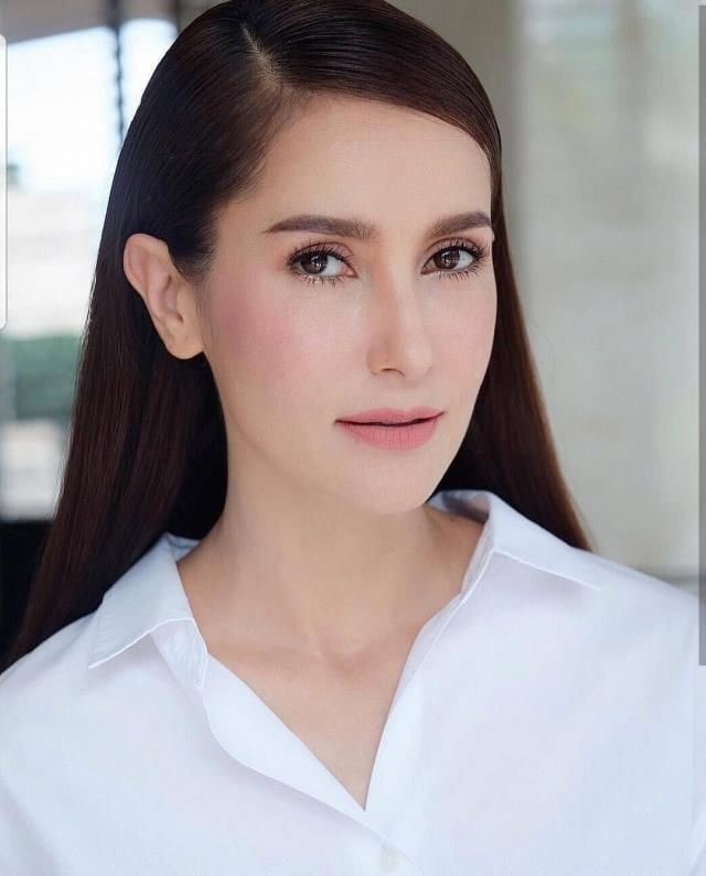 nhung bong hong lai xinh dep cua showbiz thai lan hinh 9