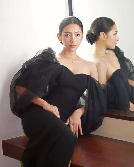nhung bong hong lai xinh dep cua showbiz thai lan hinh 3