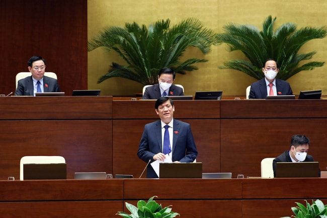 bo truong bo y te khong yeu cau nguoi dan phai tu xet nghiem hinh 1