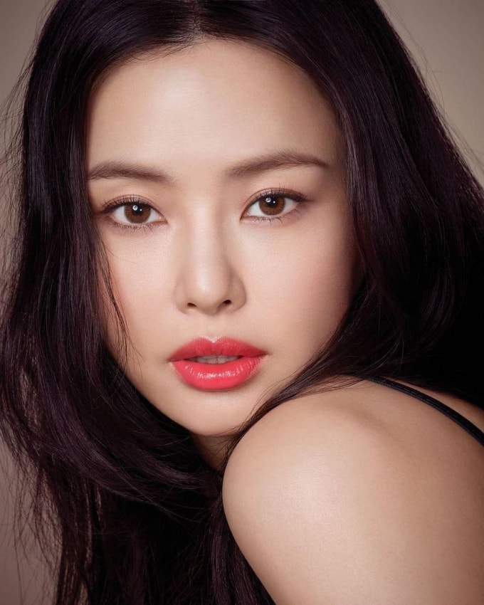 hoa hau honey lee sap ket hon voi ban trai ngoai nganh giai tri hinh 2