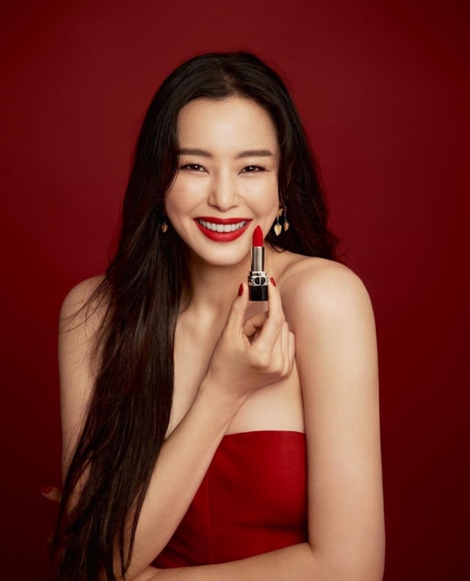 hoa hau honey lee sap ket hon voi ban trai ngoai nganh giai tri hinh 1