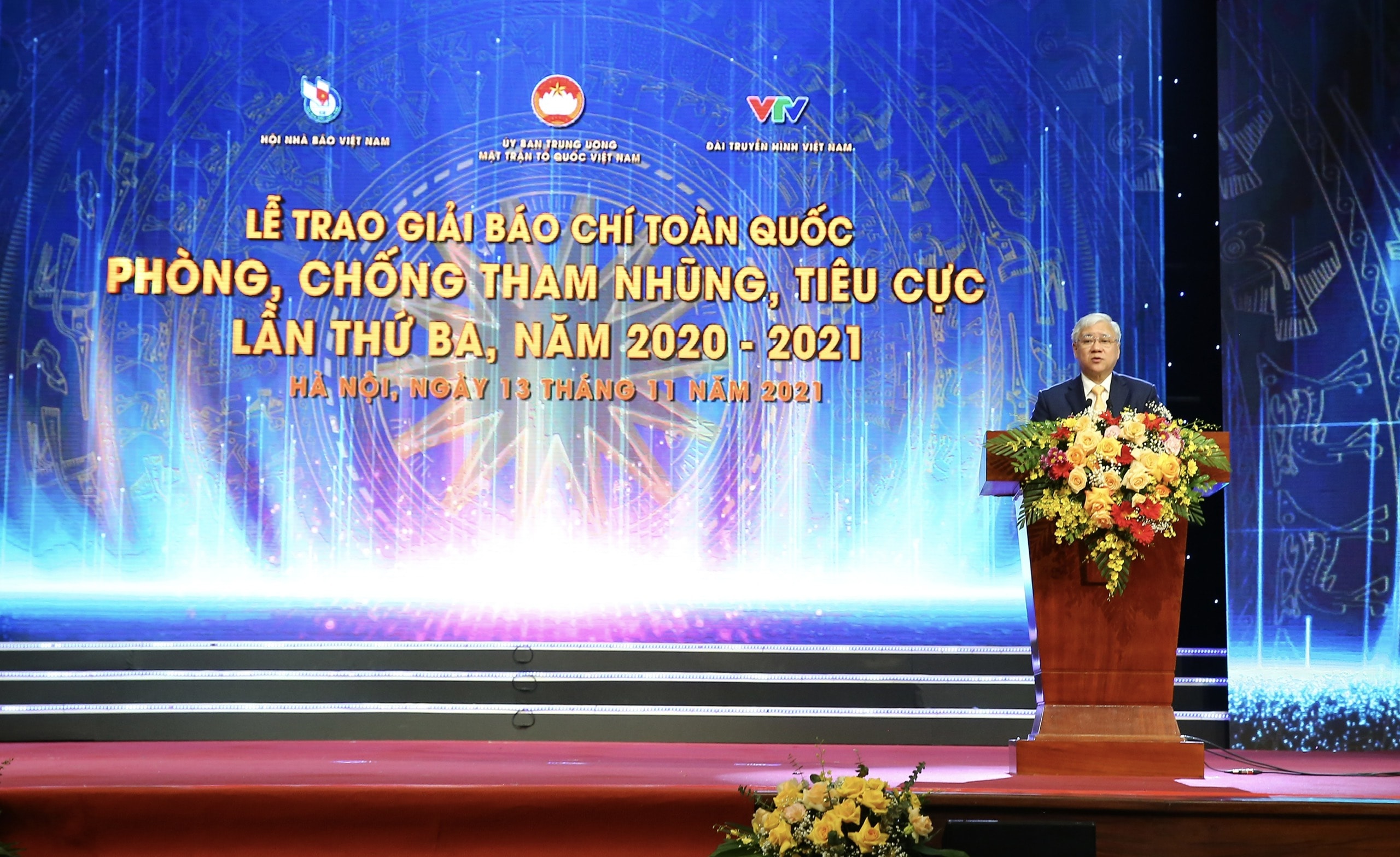 bao nha bao cong luan doat giai b giai bao chi toan quoc phong chong tham nhung tieu cuc lan thu ba hinh 2
