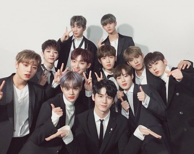 nhom nhac wanna one tai hop voi doi hinh khong tron ven hinh 1