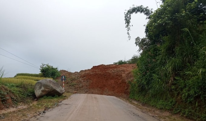 thanh hoa khac phuc su co sat lo tai quoc lo 15c hinh 1