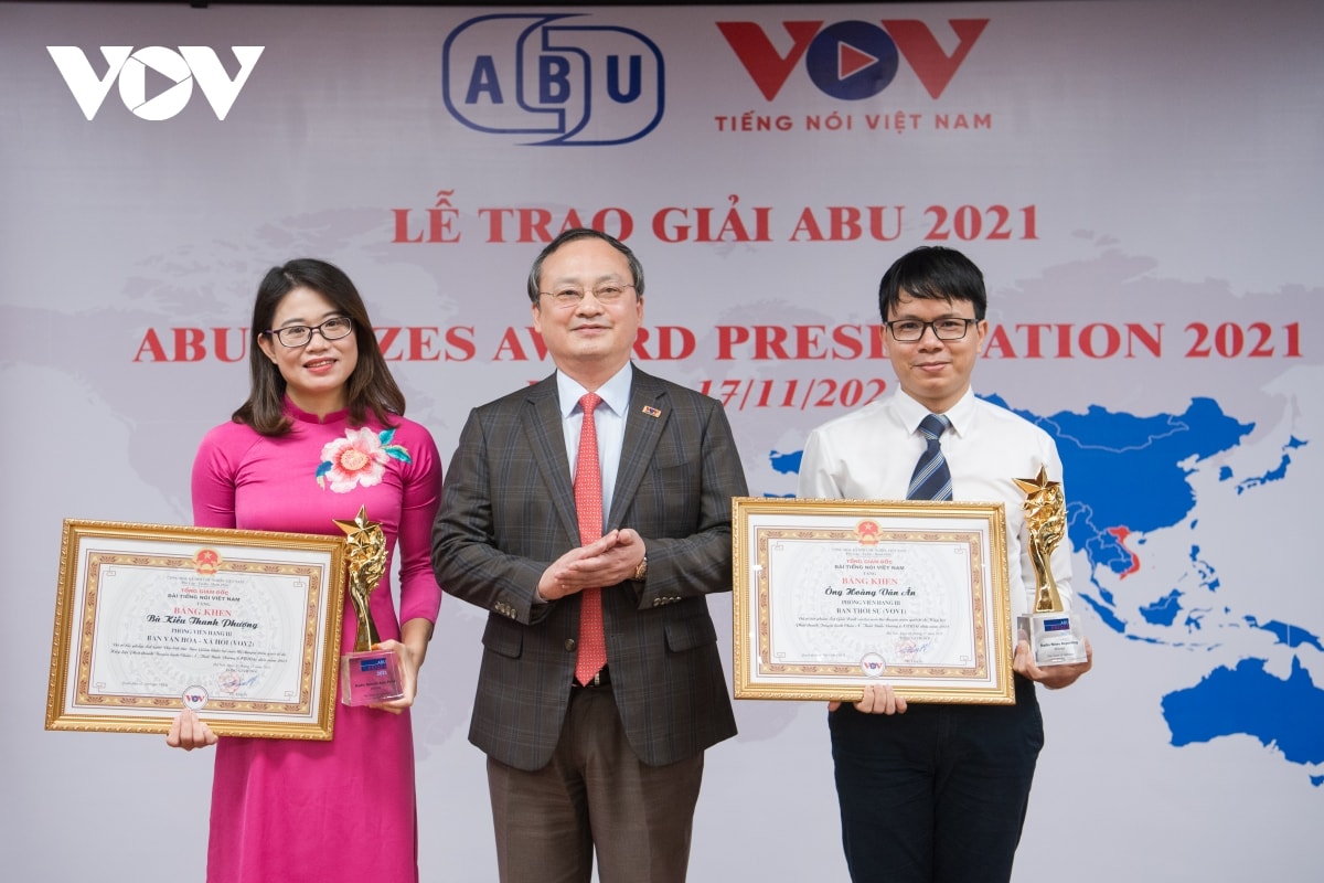 dai tieng noi viet nam doat 2 giai thuong cua hiep hoi phat thanh truyen hinh chau a thai binh duong abu hinh 1