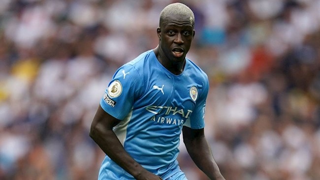 dau cham het cho hau ve benjamin mendy o clb man city hinh 4