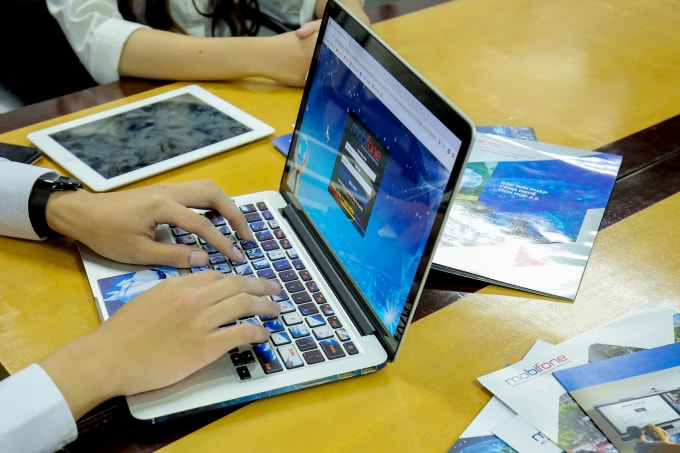 mobifone duoc chap thuan trien khai thi diem dung tai khoan vien thong thanh toan cac hang hoa dich vu co gia tri nho hinh 1