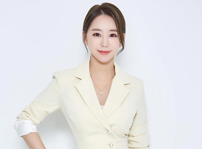 nu dien vien hwang bo mi ngat xiu khi bi kien ra toa vi qua lai voi dan ong da co gia dinh hinh 1