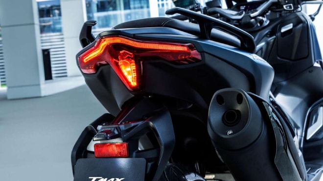 xe tay ga 2022 yamaha tmax 560 tech max ra mat tai chau au thiet ke ham ho hinh 8