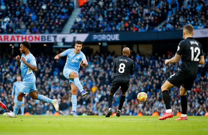 rodri lap sieu pham man city de dang danh bai everton hinh 3