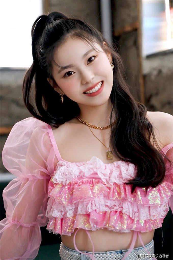 nhom nhac nu nha jyp gay sot du chua ra mat hinh 3