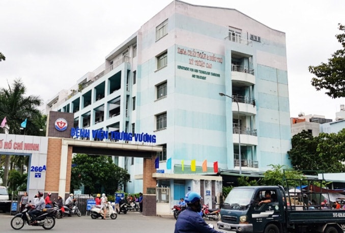 giam doc benh vien trung vuong tp hcm bi ky luat khien trach hinh 1
