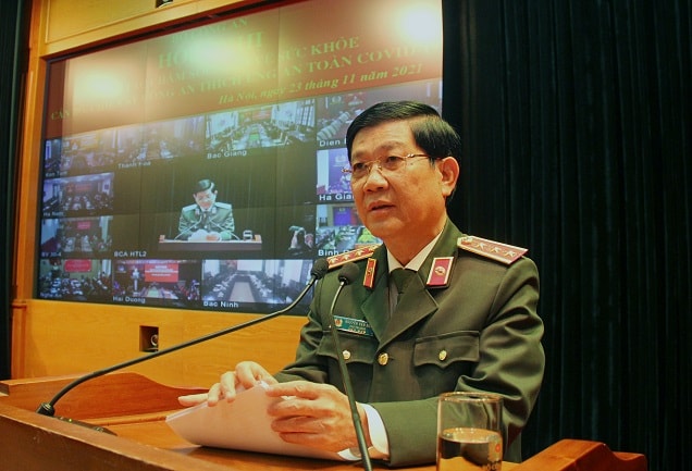 toan the can bo chien sy cong an khong duoc chu quan mat canh giac trong dai dich covid 19 hinh 1